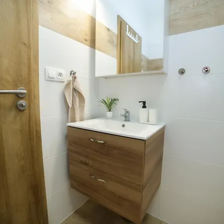 Majka Apartment *